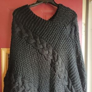Women's plus size knit poncho